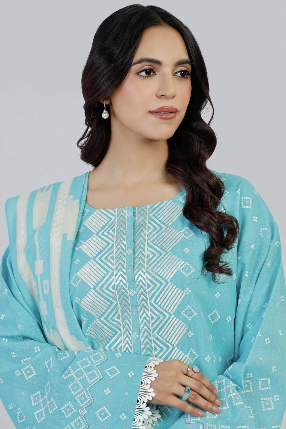 3 Piece Embroidered Karandi Suit With Karandi Dupatta
