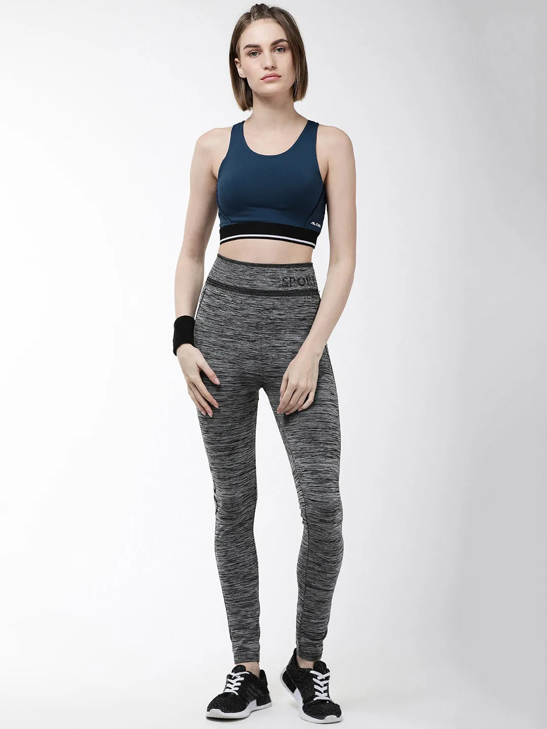 Alcis Women Navy Blue Solid Non-Wired Lightly Padded Training Sports Bra WBRSSRA3572
