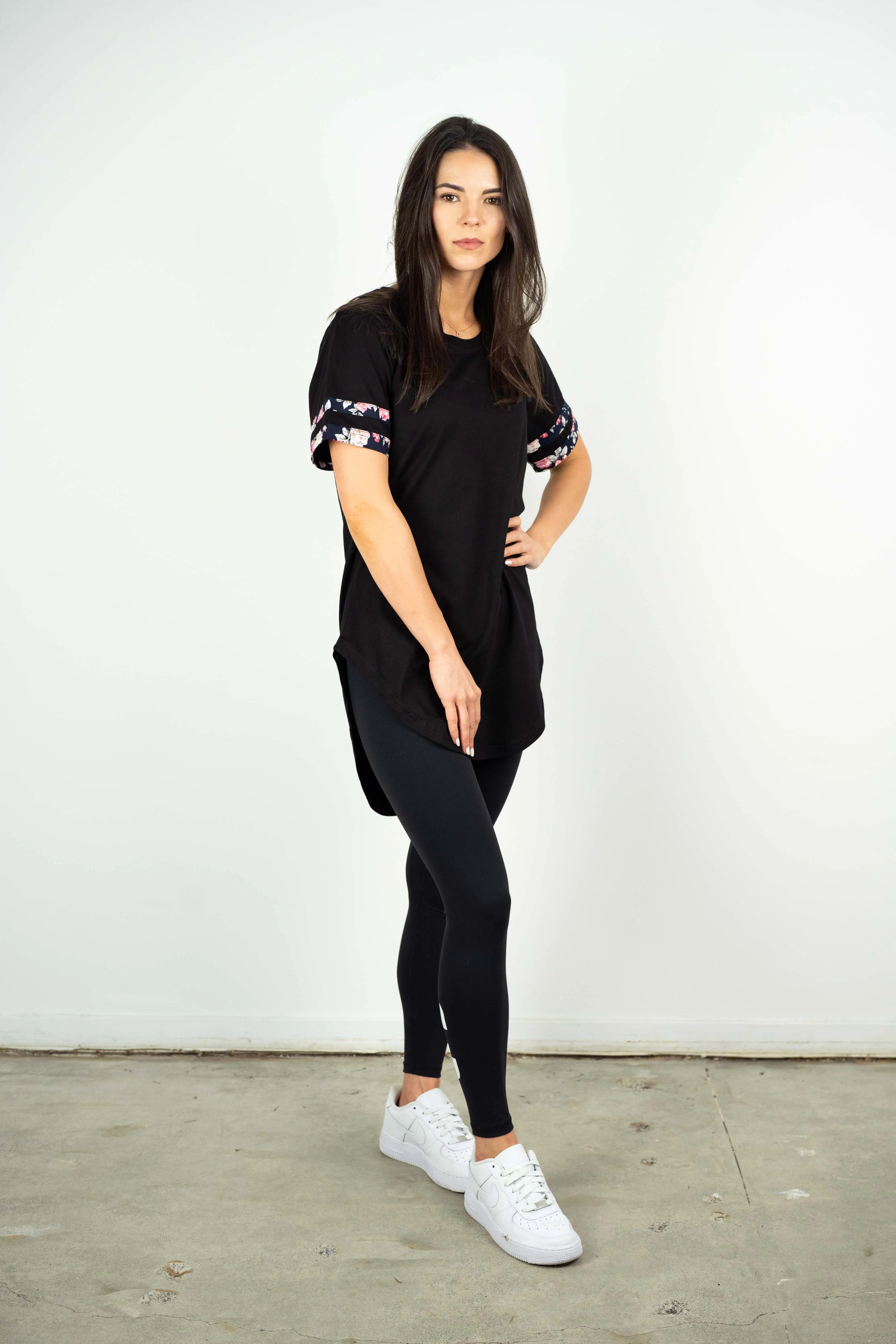 BELLA VARSITY TEE