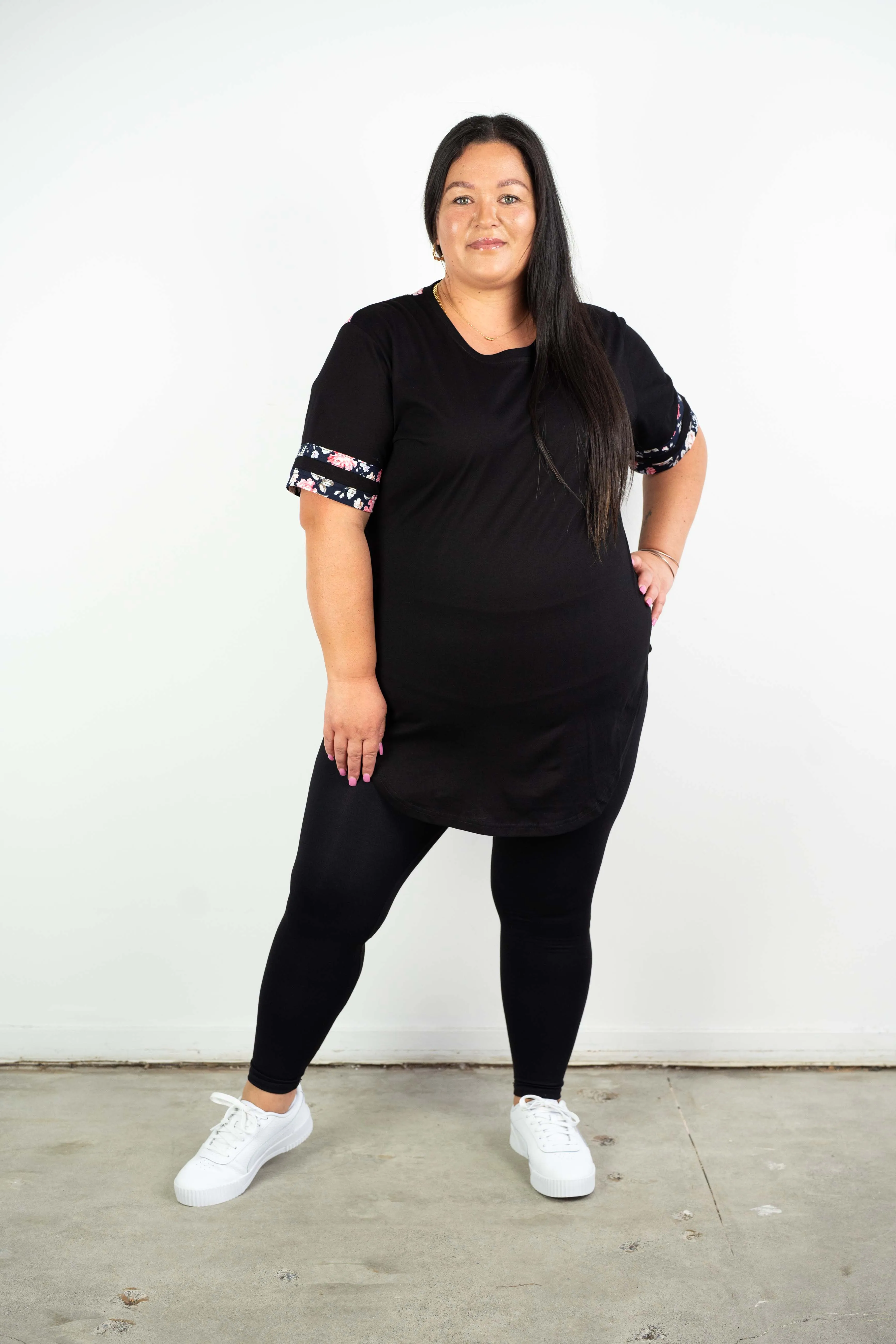 BELLA VARSITY TEE