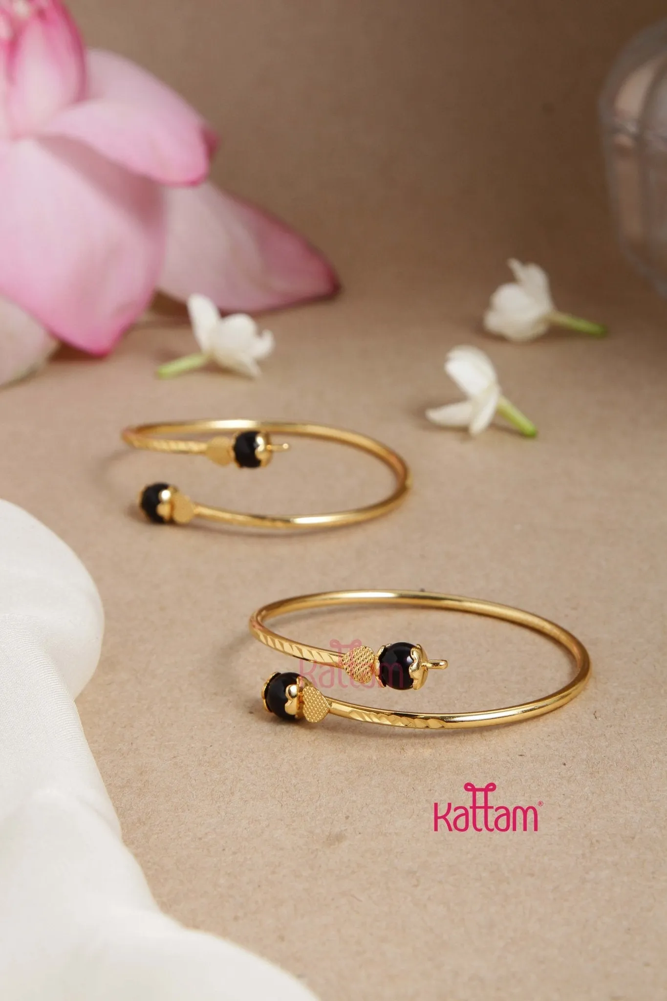 Black Ball Kada Bangle