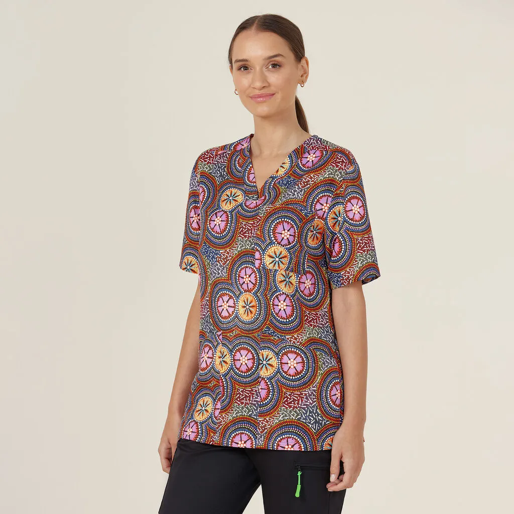 BUSH TUCKER PRINT INDIGENOUS SCRUB TOP