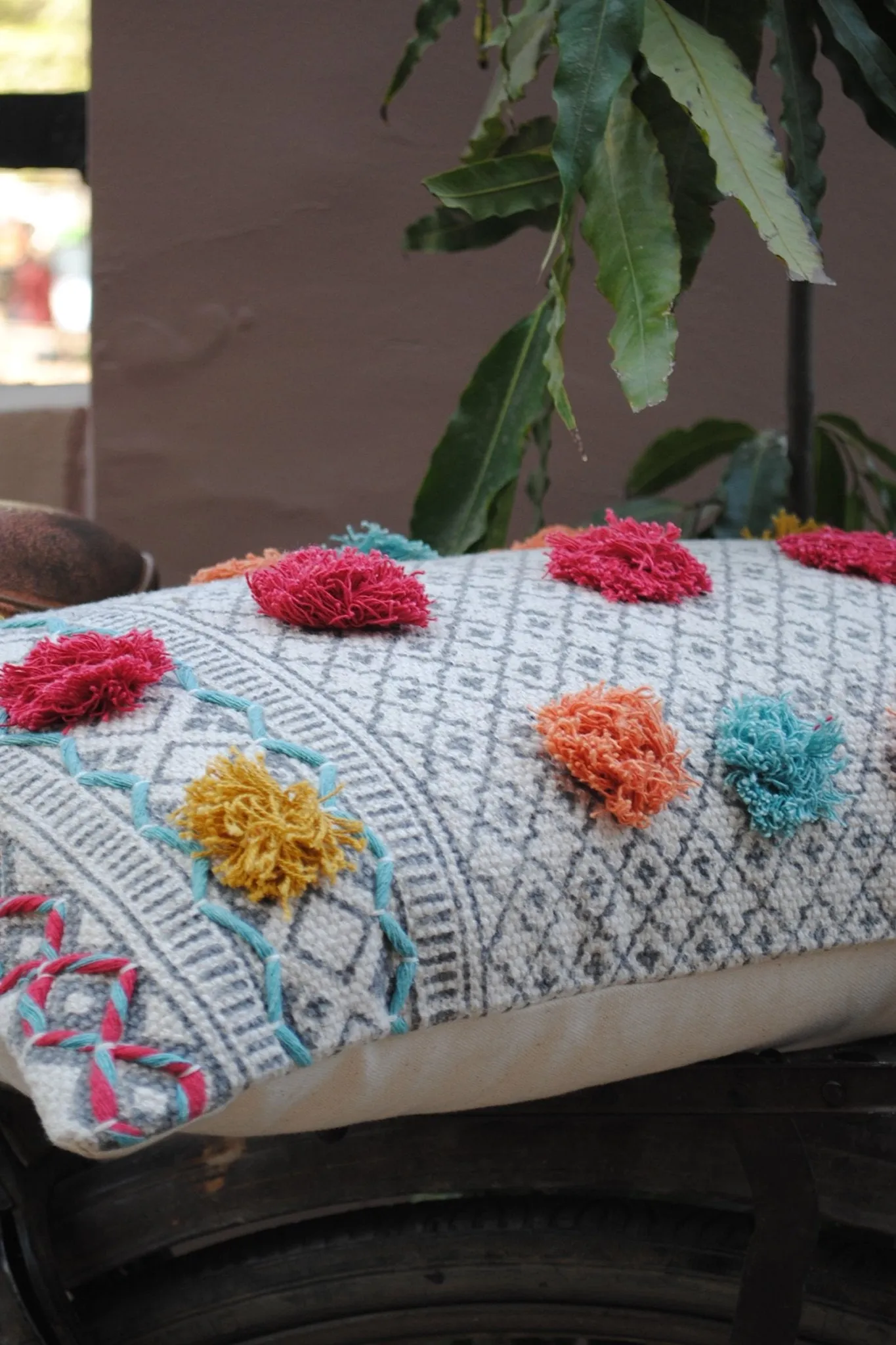 DAHLIA - LUMBAR CUSHION COVER