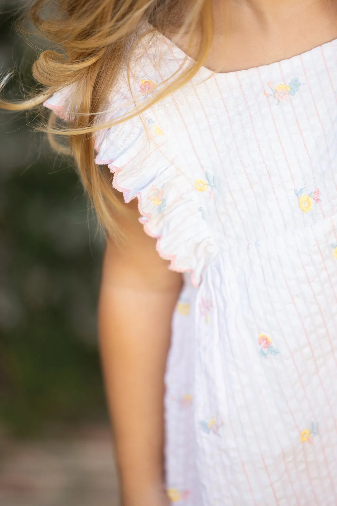 Dress - White cotton with embroidered flowers
