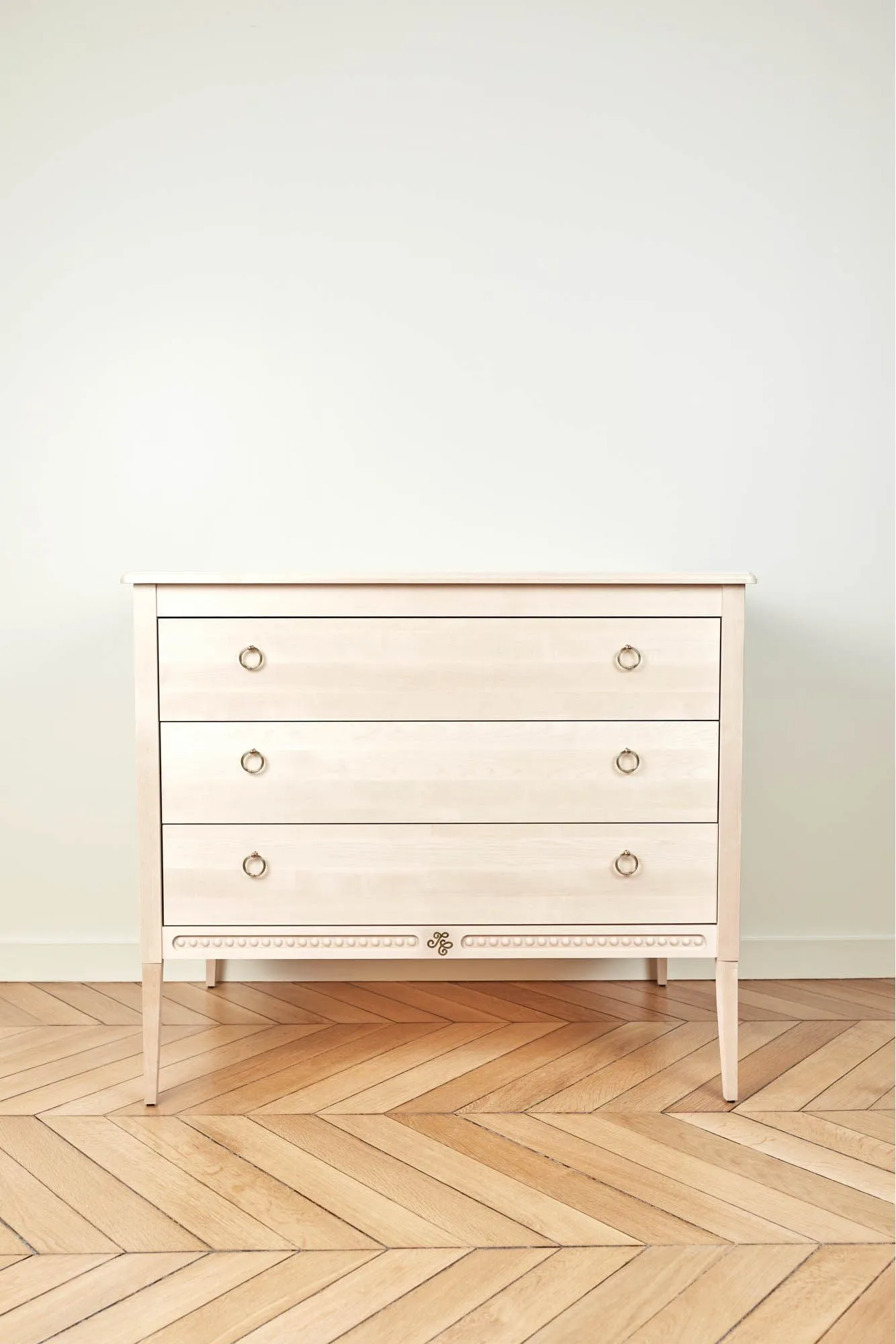 Dresser Gustavienne - White