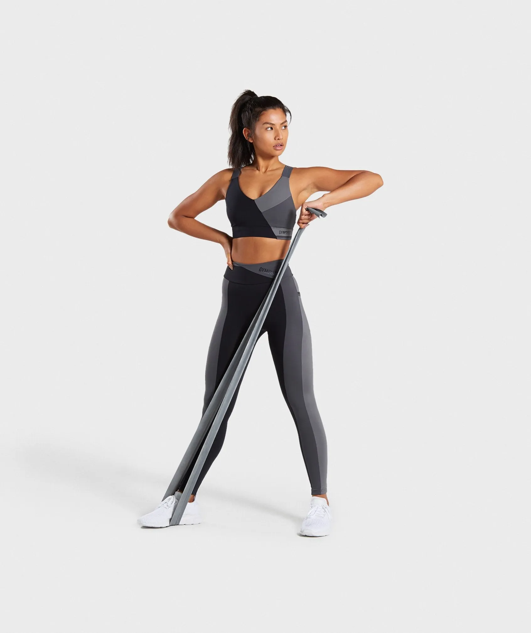 Gymshark Colour Block Sports Bra - Black/Charcoal/Smokey Grey