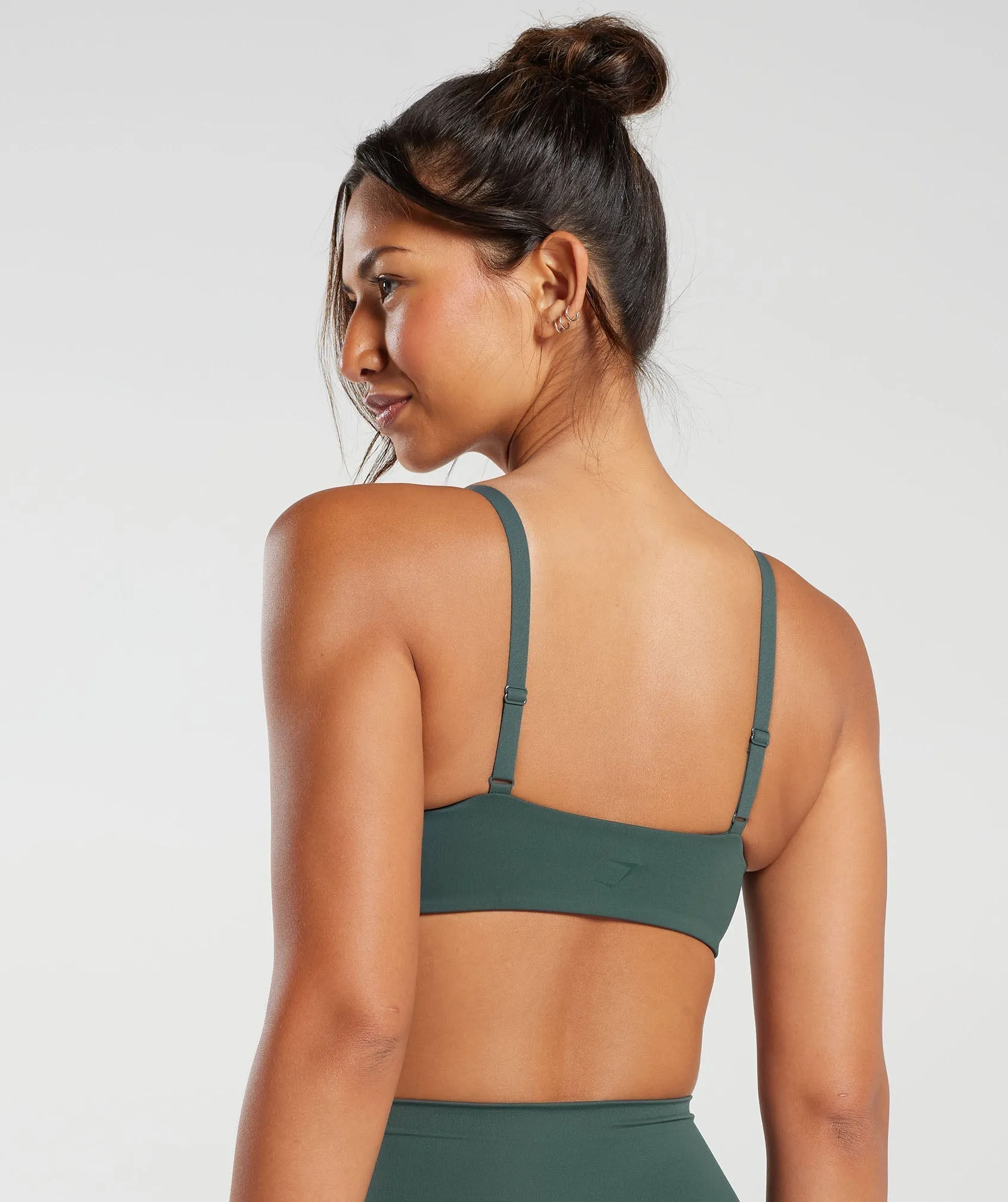 Gymshark Elevate Twist Front Bralette - Fog Green