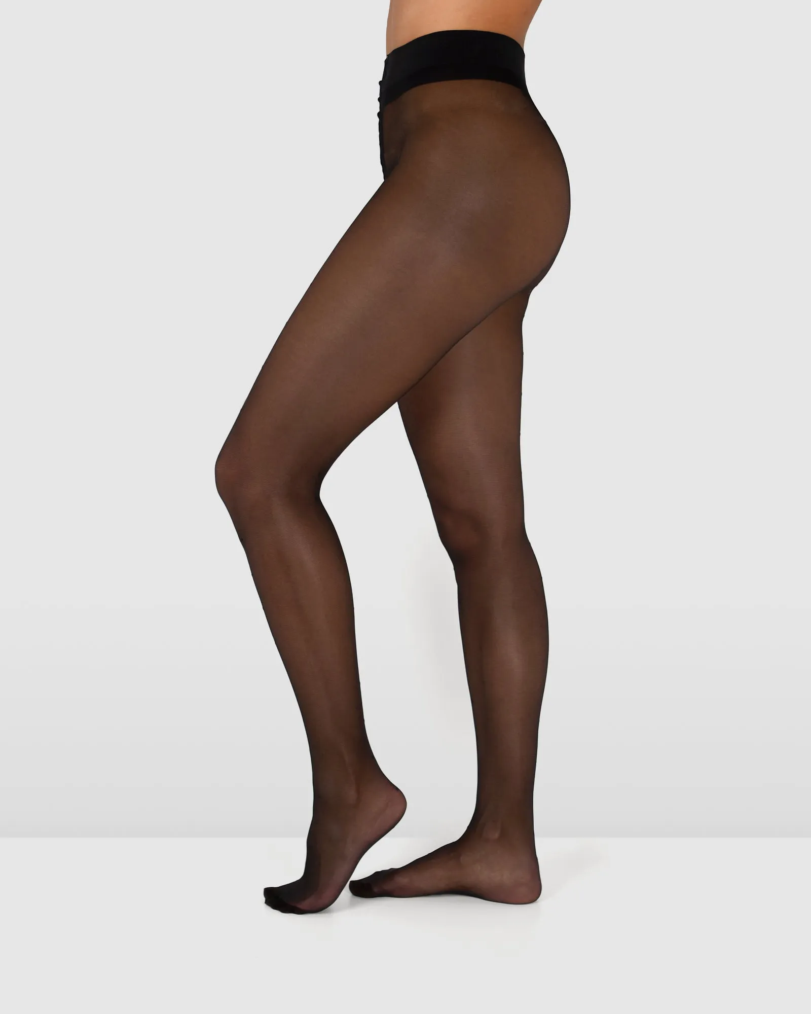 LEVANTE IMMACULATE MATTE SEMI SHEER TIGHT 30 DENIER BLACK