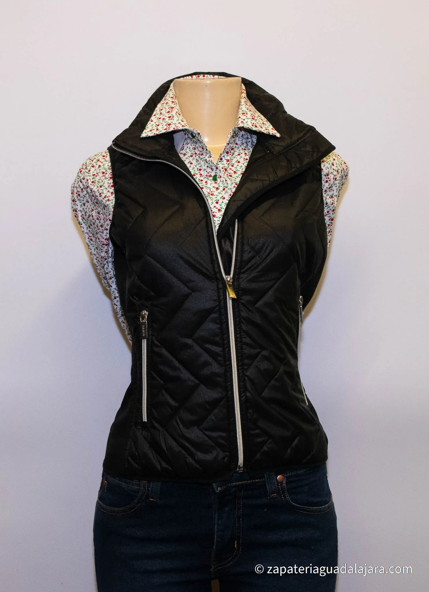 WOMEN POLYESTER VEST #9 BLACK