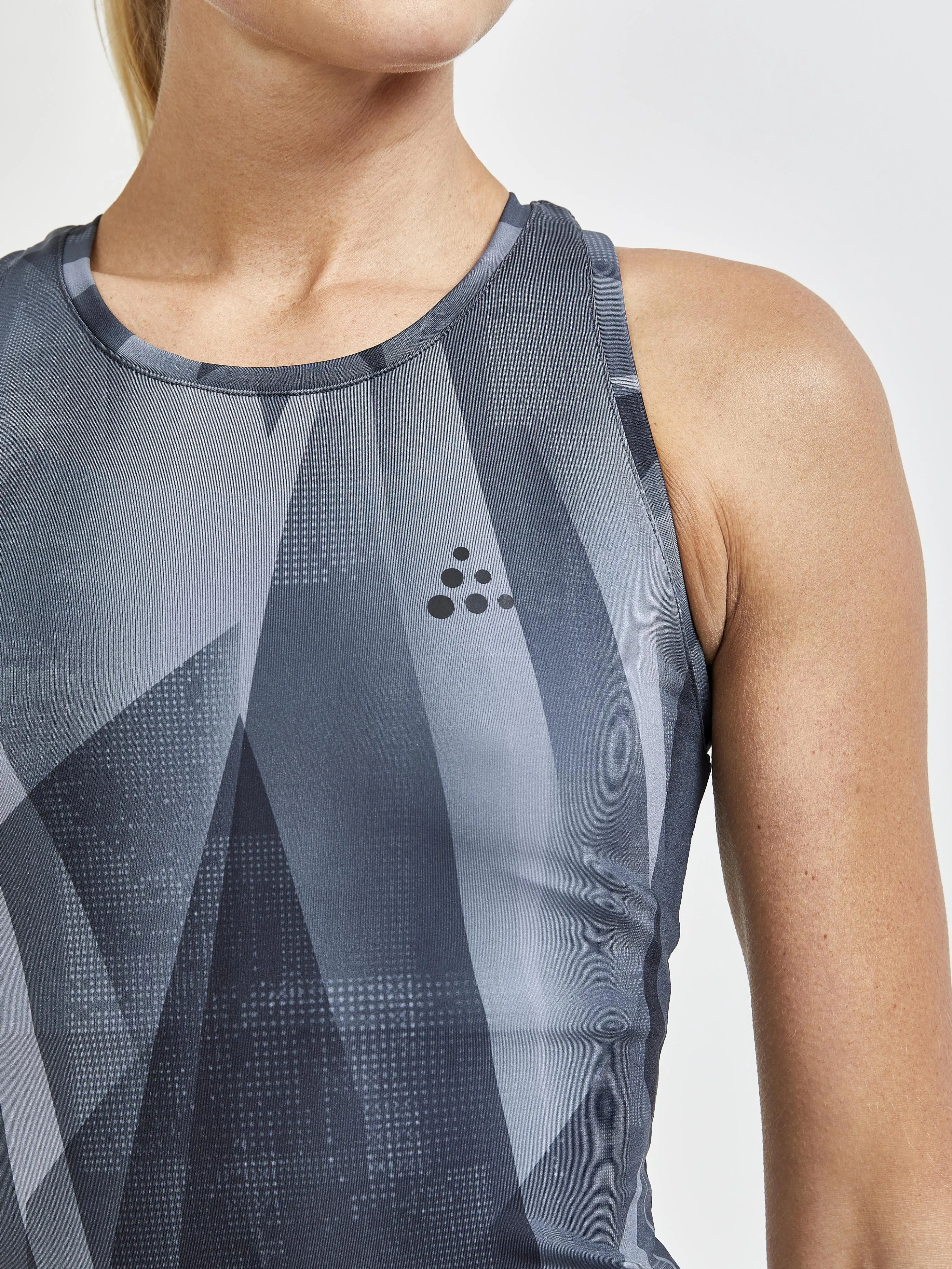 Women's CORE Charge Racerback Singlet